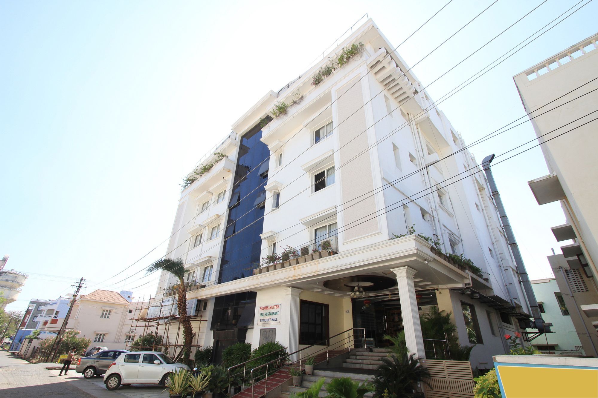 Oyo 4895 Abi Krishna Hotel Puduccseri Kültér fotó